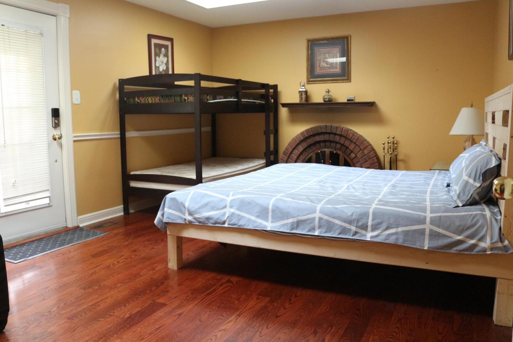 Quiet And Comfortable Homestay オークビル 部屋 写真